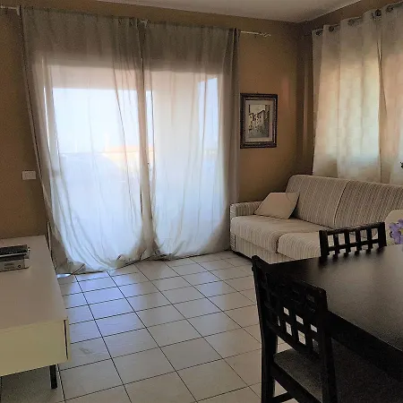 Apartamento Un Posto Al Sole شقة
