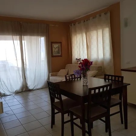 Apartamento Un Posto Al Sole كالاو سالفاجي